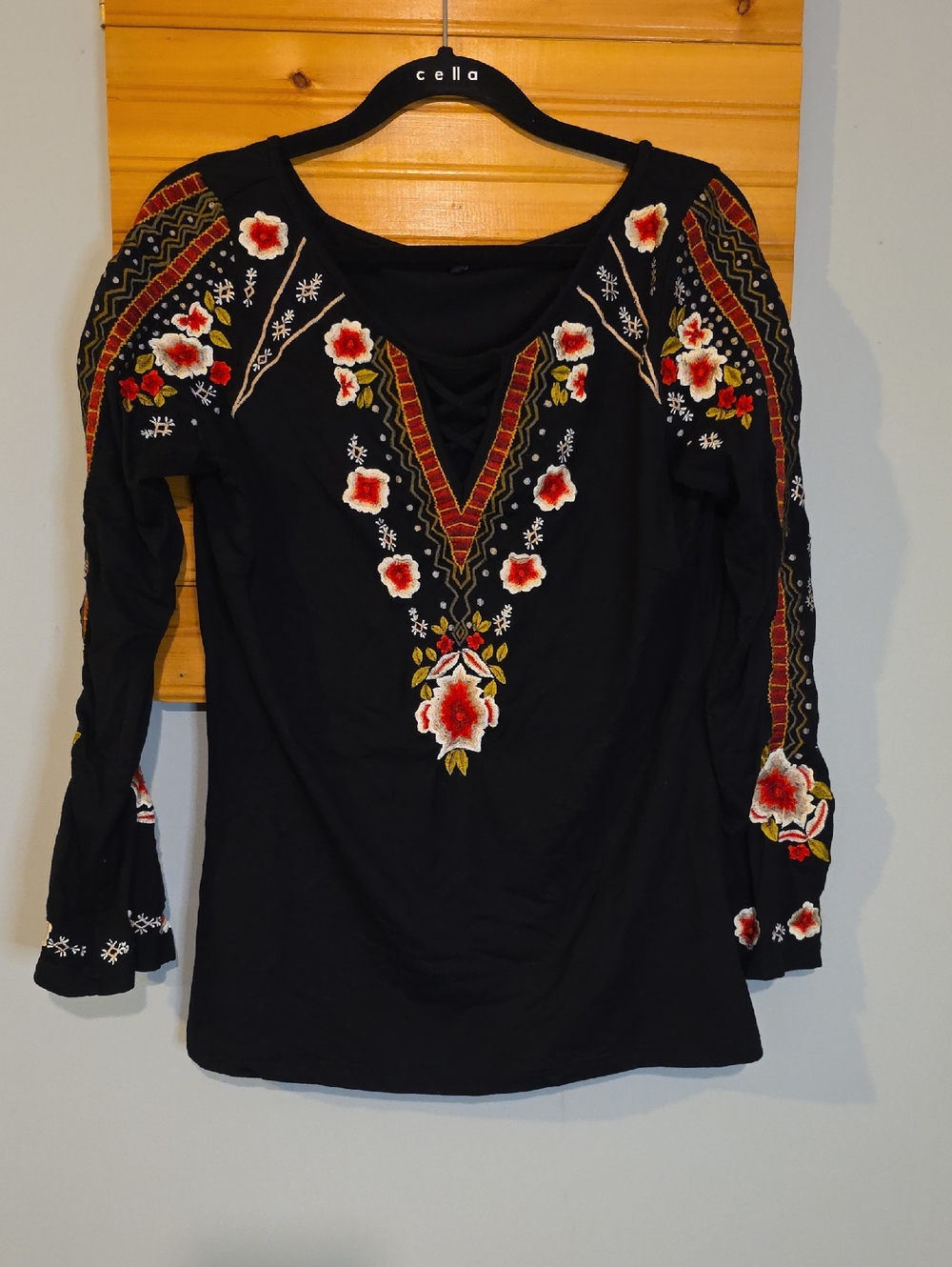 Black Long Sleeve Embroidered Floral‎ Peasant Top S